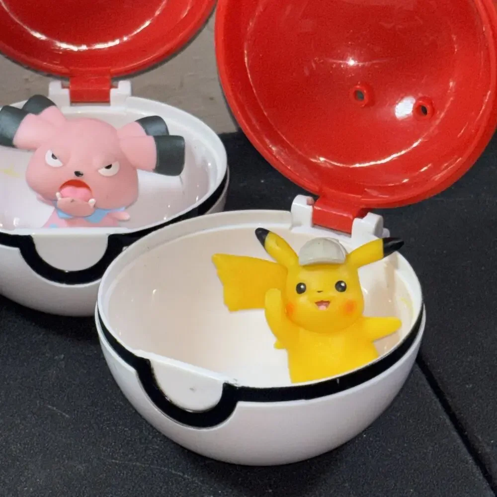 Pokémon Poke Balls TOMY Pokeball Throw N Pop Lot Of 7 W/ Figures